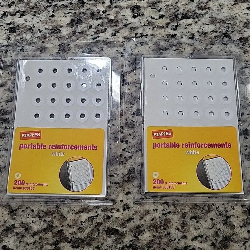 Lot Of 2 Staples Portable White Reinforcements‎ #636156